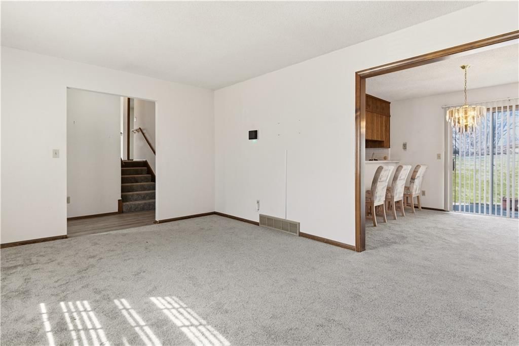 11618 Manchester Avenue — photo 2