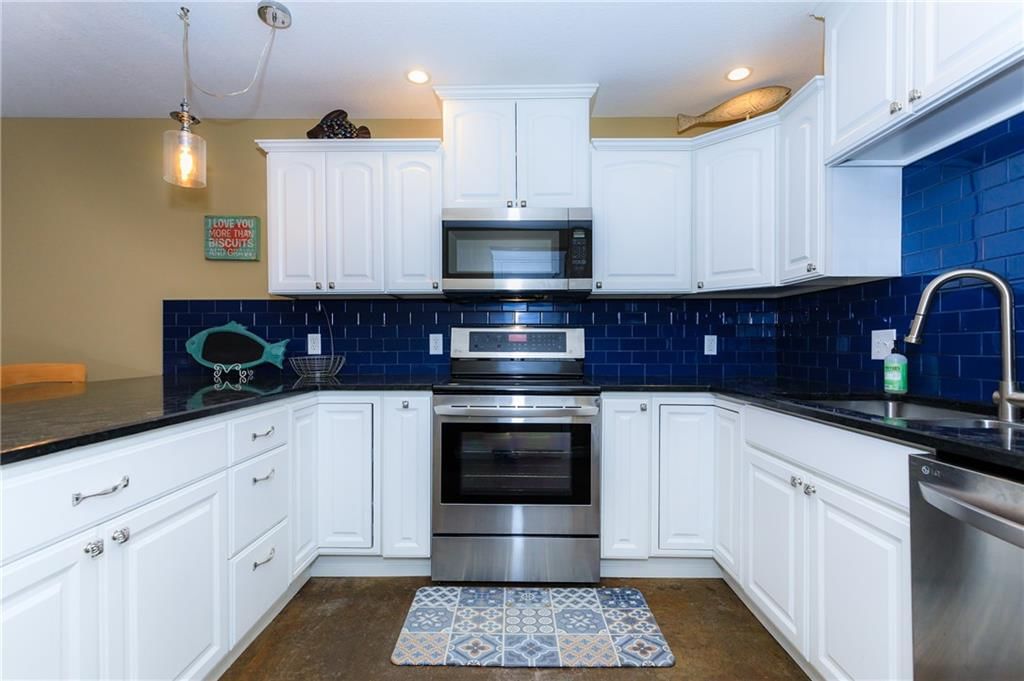 32945 Green Hills Road — photo 32