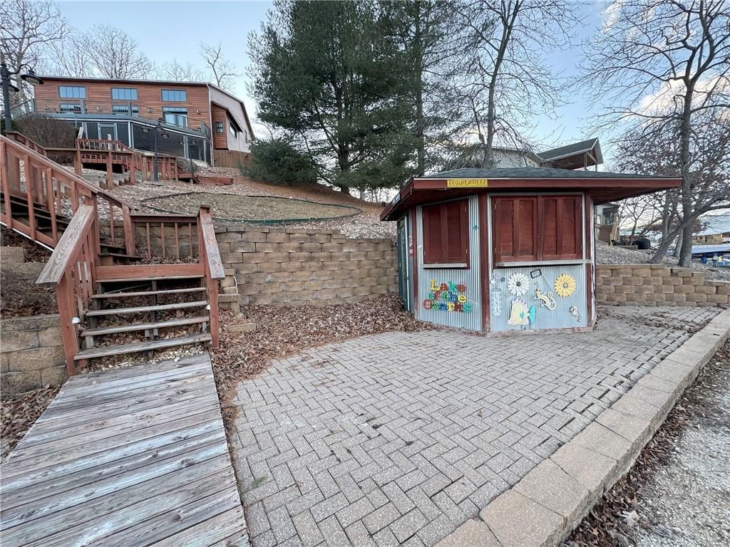 32945 Green Hills Road — photo 42