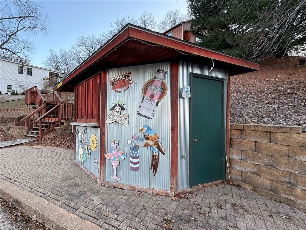 32945 Green Hills Road — photo 43