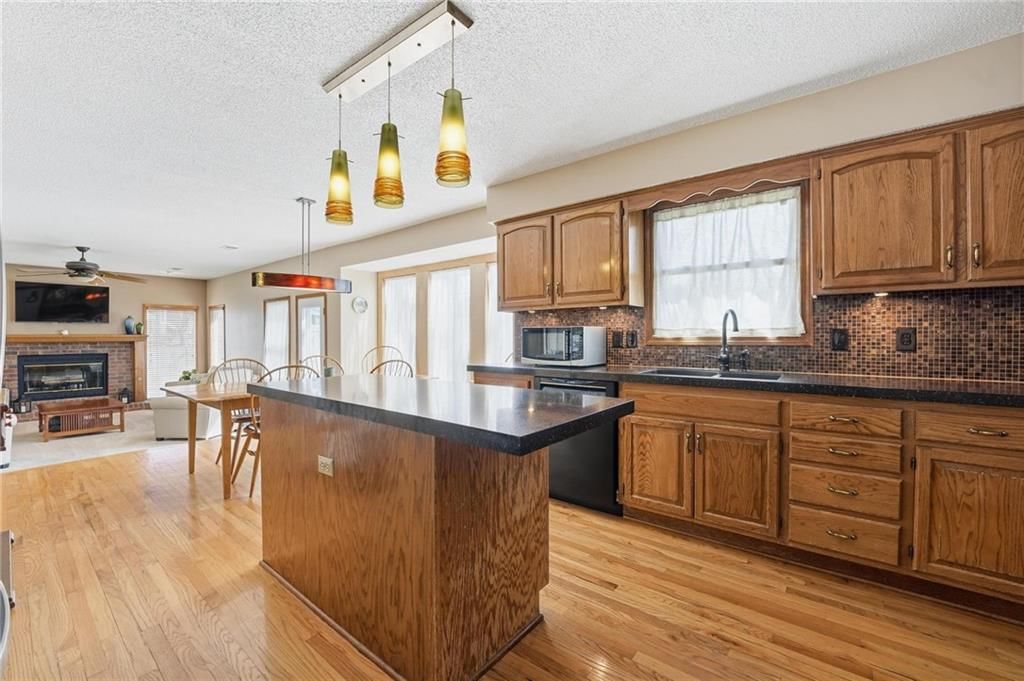 15821 Horton Court — photo 4