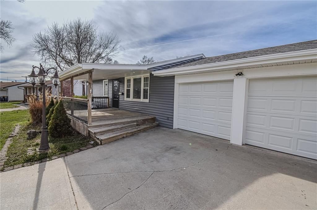 4326 Laurel Avenue — photo 2