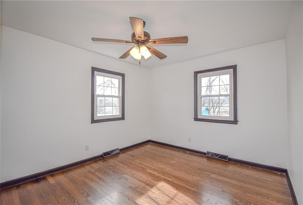 4326 Laurel Avenue — photo 11