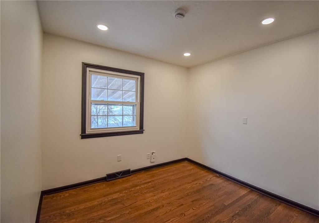 4326 Laurel Avenue — photo 12