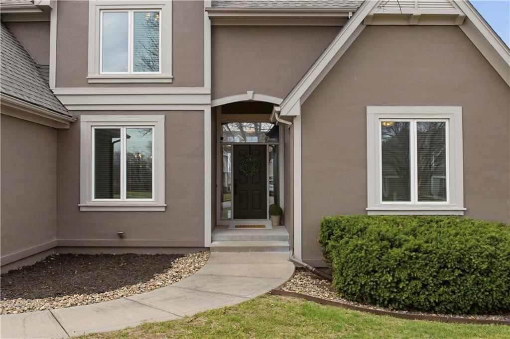 8600 N Richmond Avenue — photo 3