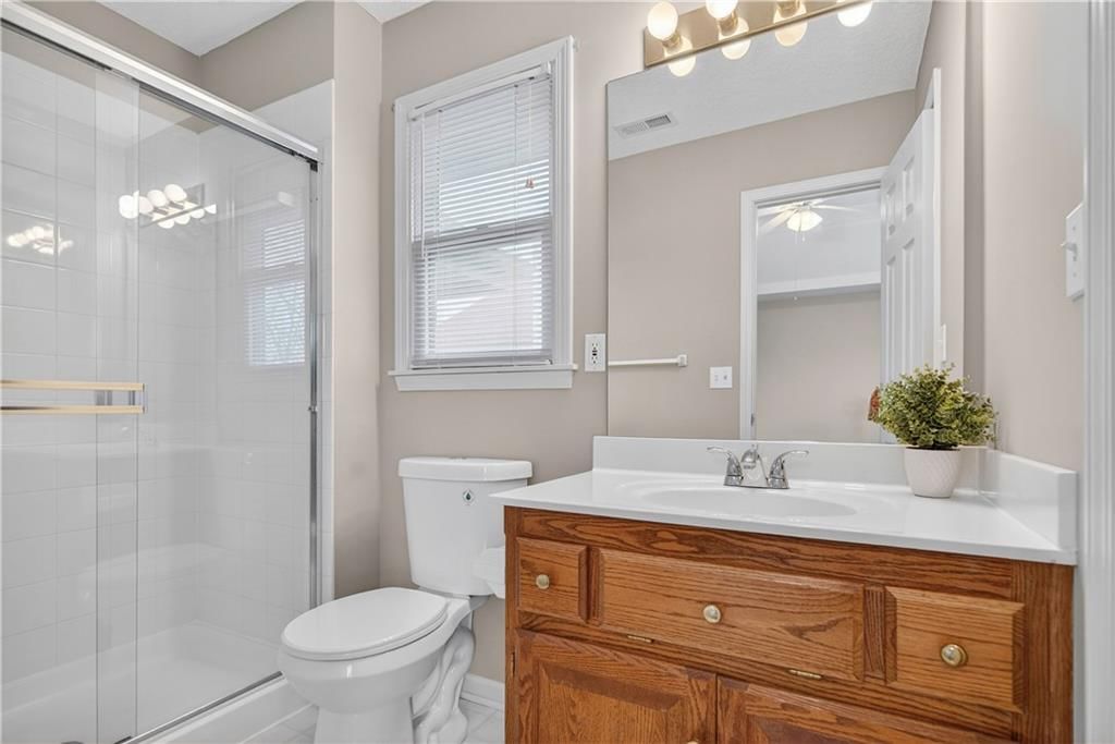 8600 N Richmond Avenue — photo 37