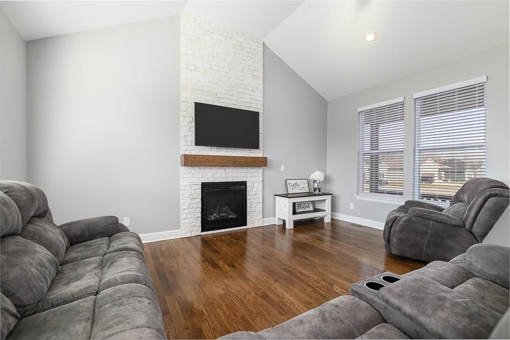 16349 Lolly Lane — photo 4