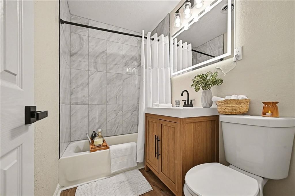 6521 N Campbell Street — photo 15