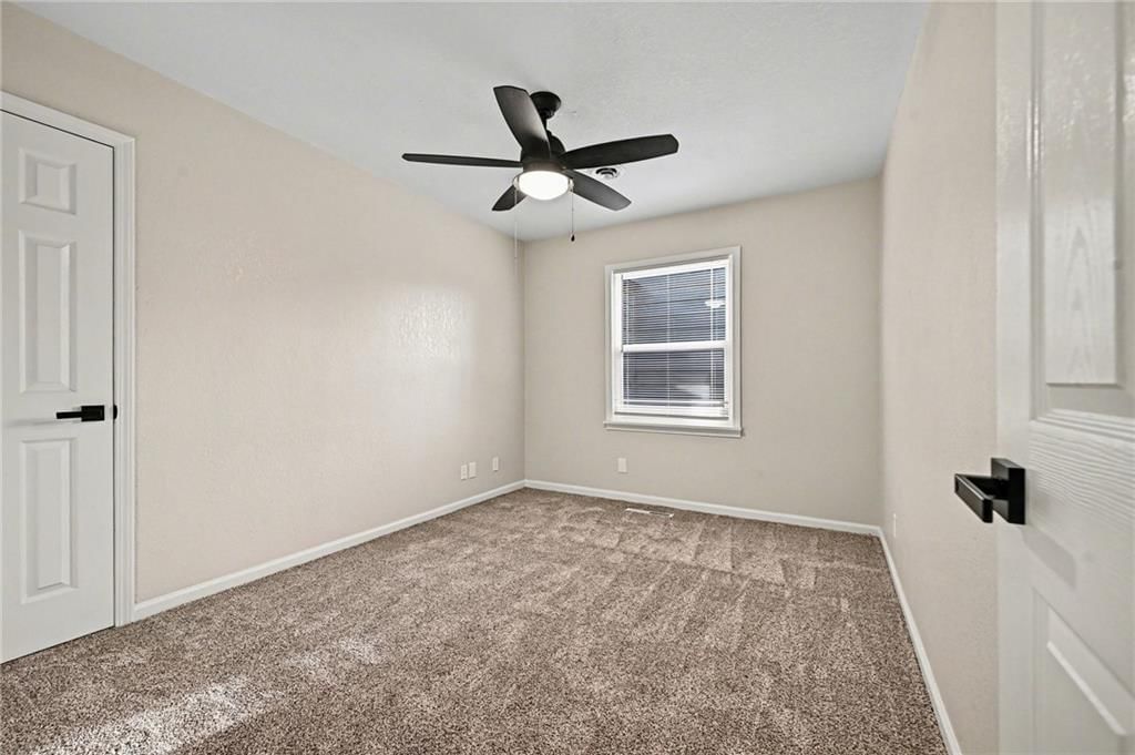 6521 N Campbell Street — photo 17