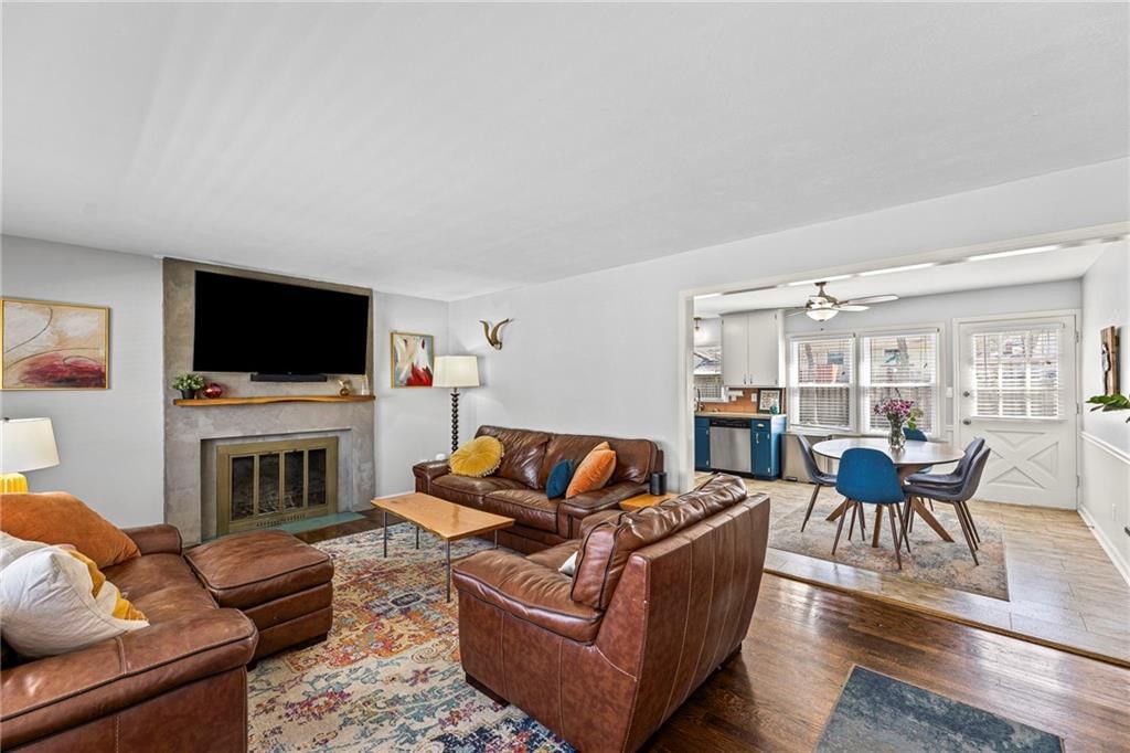 7301 Robinson Street — photo 3
