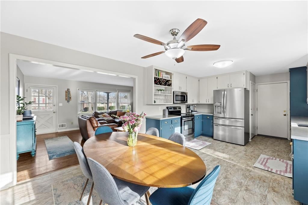 7301 Robinson Street — photo 8