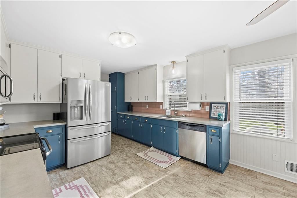 7301 Robinson Street — photo 12