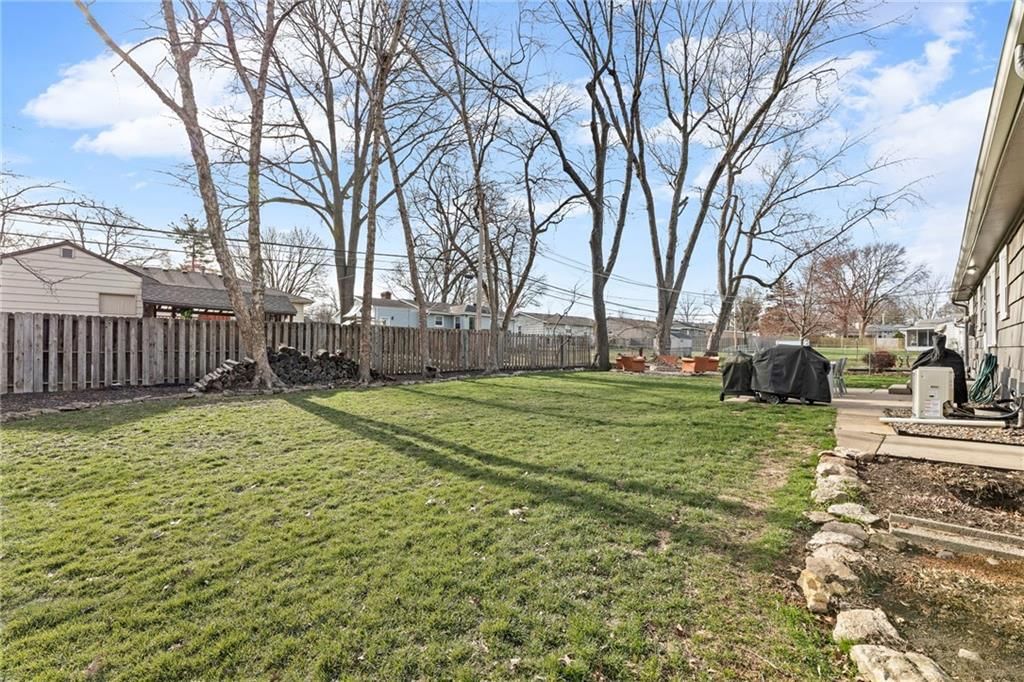 7301 Robinson Street — photo 33