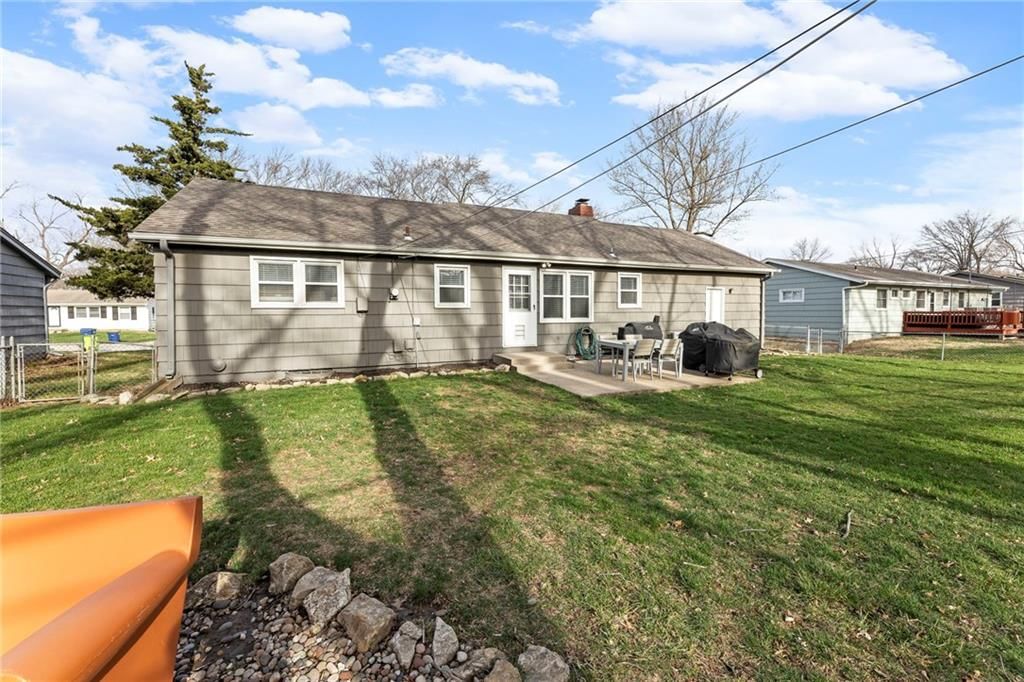 7301 Robinson Street — photo 36