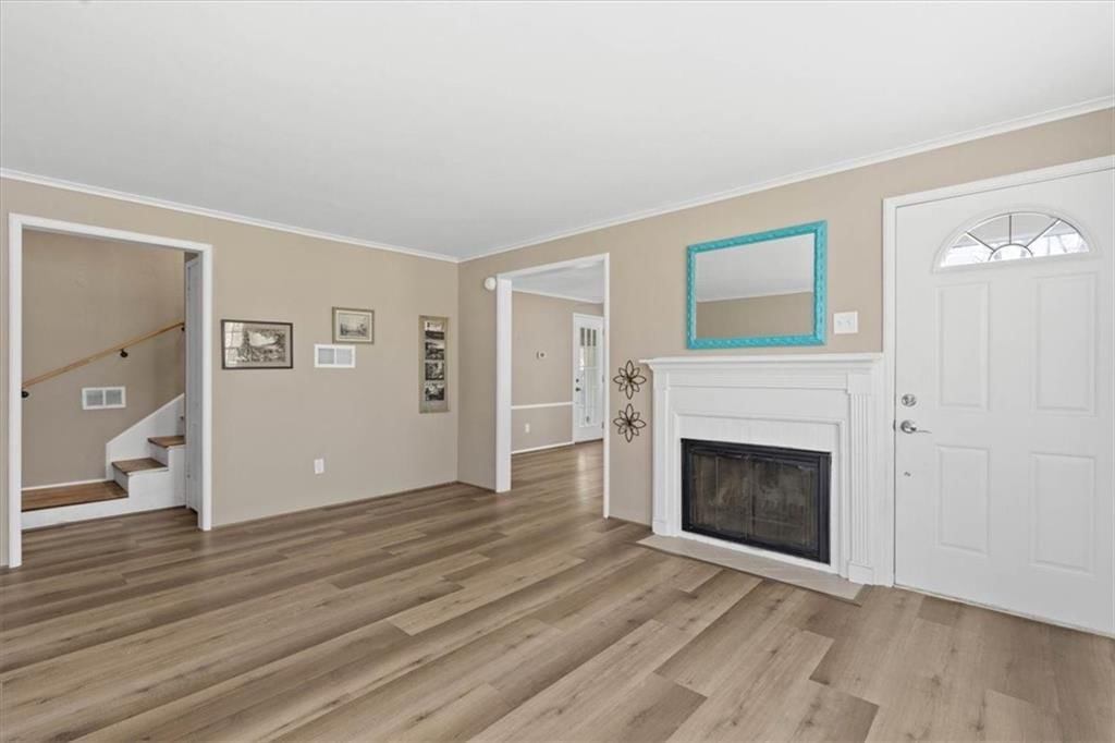 6517 W 77th Terrace — photo 4