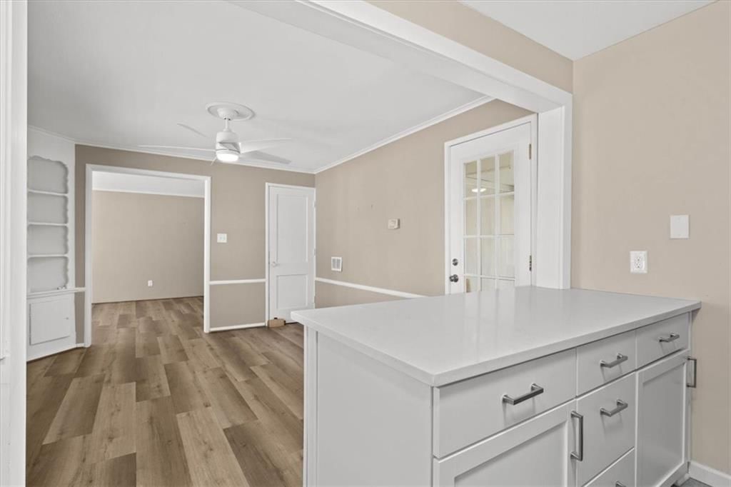 6517 W 77th Terrace — photo 11