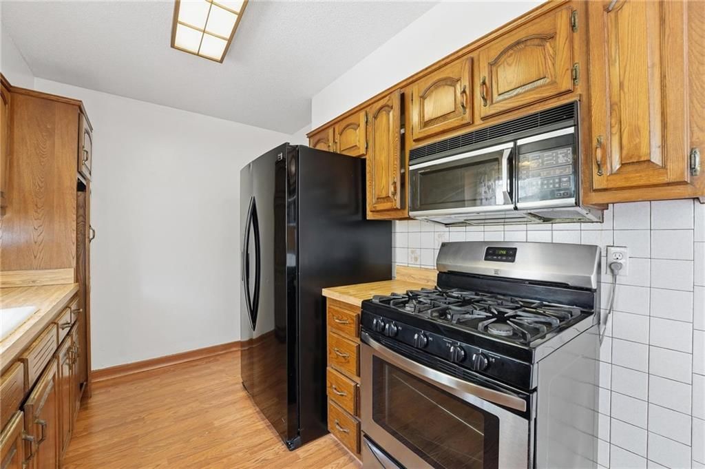 3339 S Vermont Avenue — photo 18