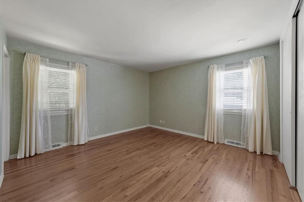 9249 Switzer Street — photo 14