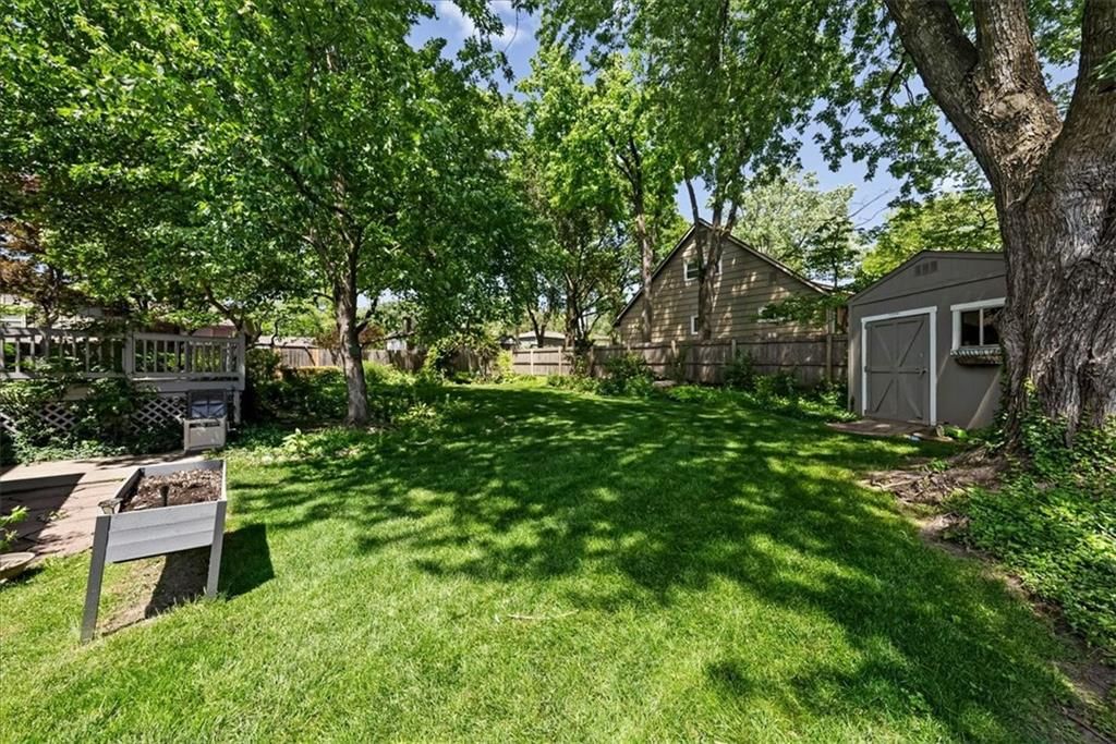 9249 Switzer Street — photo 30