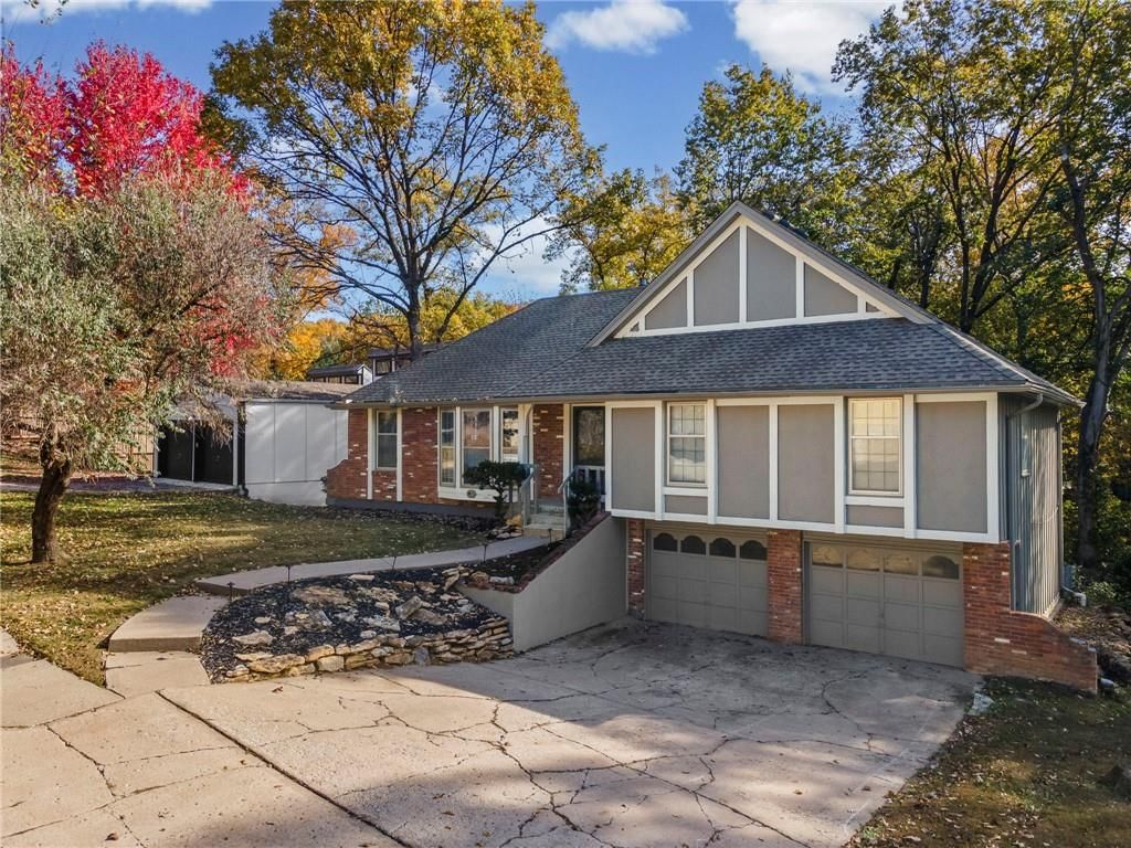 523 Lancelot Drive — photo 5