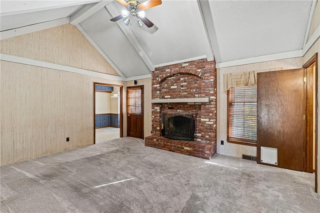 523 Lancelot Drive — photo 11