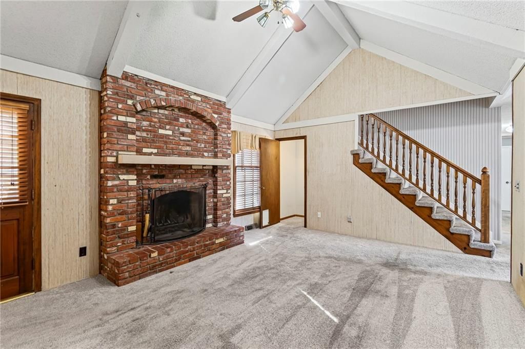 523 Lancelot Drive — photo 12