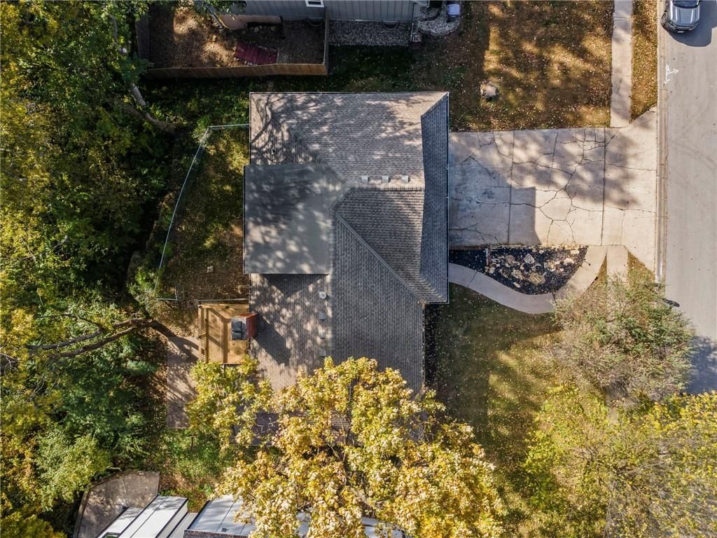 523 Lancelot Drive — photo 54