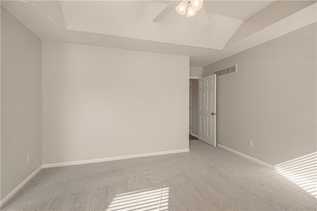 31291 W 169th Terrace — photo 15