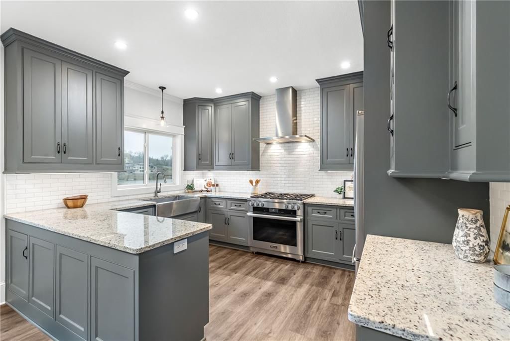 8111 NW Hillside Drive — photo 15