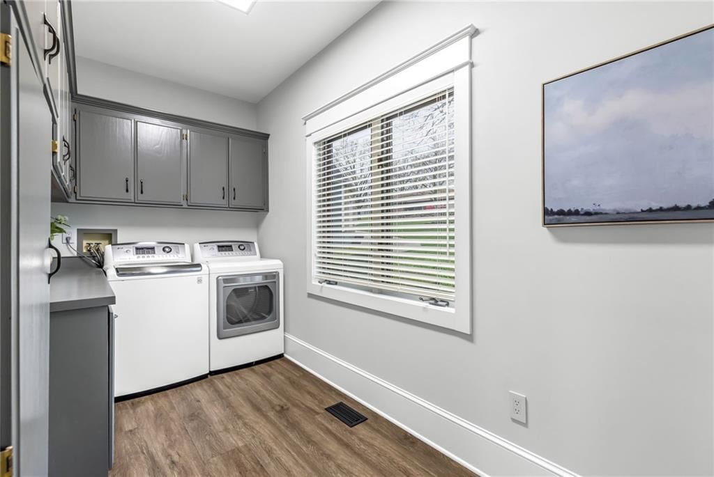 8111 NW Hillside Drive — photo 17