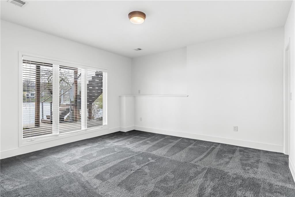 8111 NW Hillside Drive — photo 37