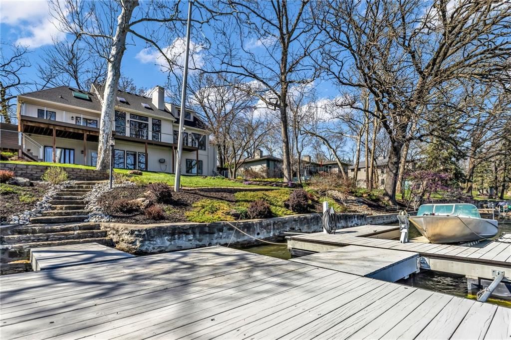 8111 NW Hillside Drive — photo 50