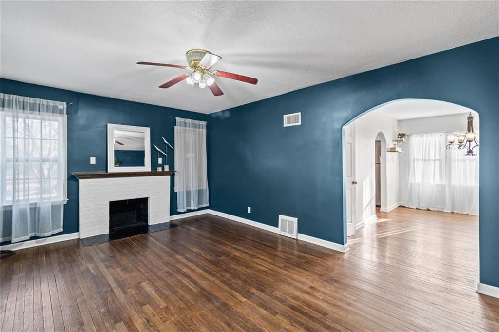 4919 N Troost Avenue — photo 4