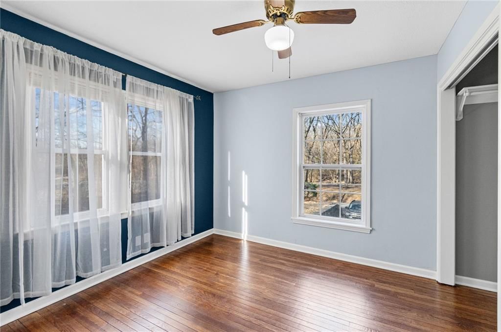 4919 N Troost Avenue — photo 12