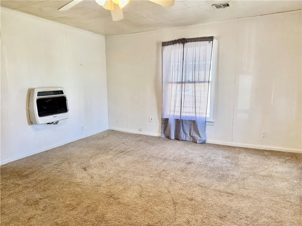 1719 East Avenue — photo 2
