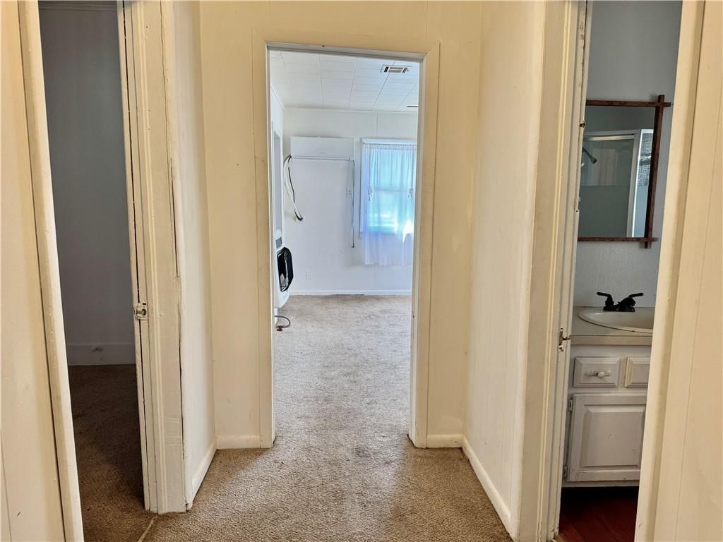 1719 East Avenue — photo 9