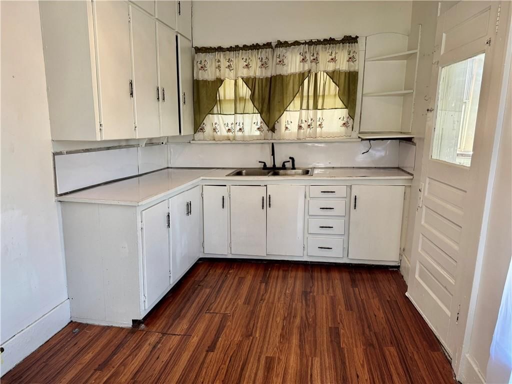 1719 East Avenue — photo 19