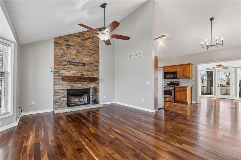 9621 NW 86th Terrace — photo 3