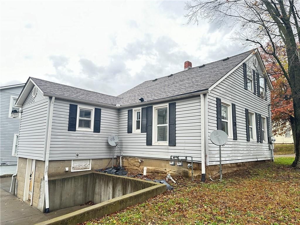 208 S Washington Street — photo 2