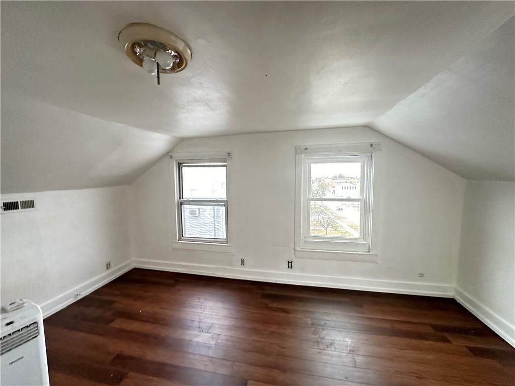 208 S Washington Street — photo 9