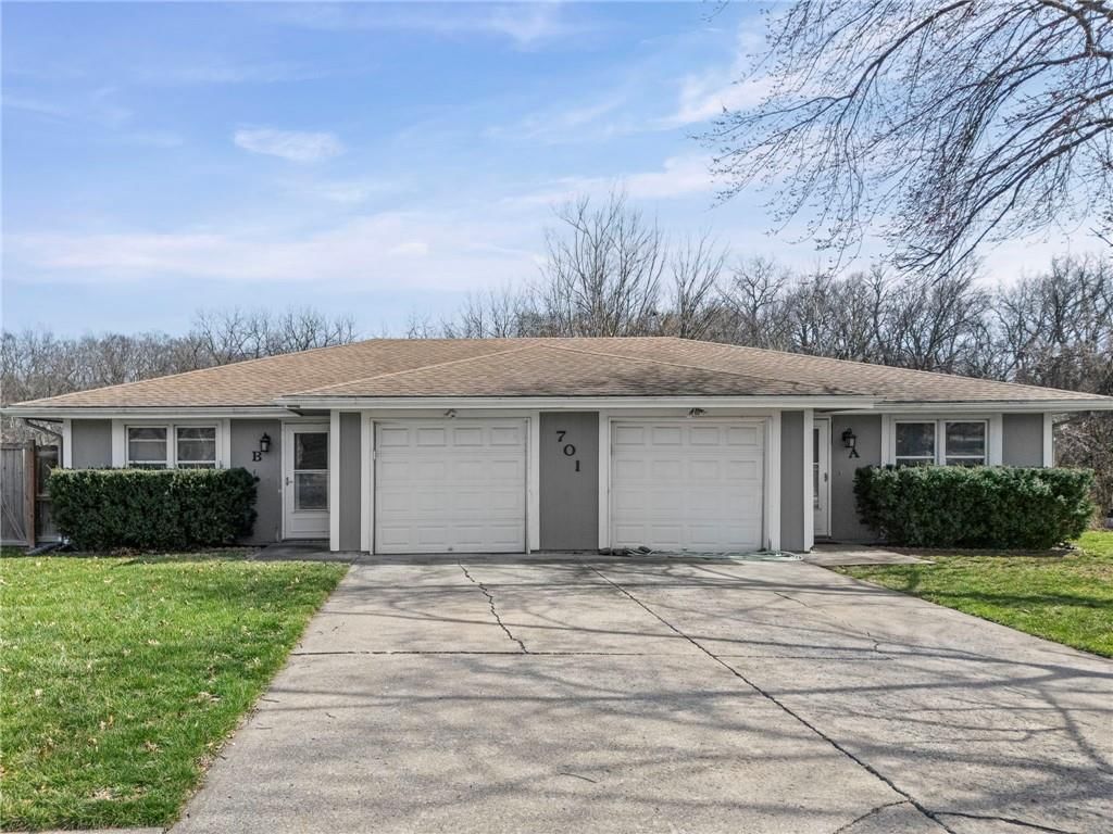 701 NE Banner Drive, Lee's Summit, MO