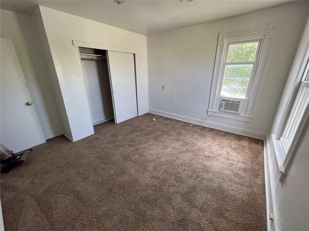 206 S Washington Street — photo 9