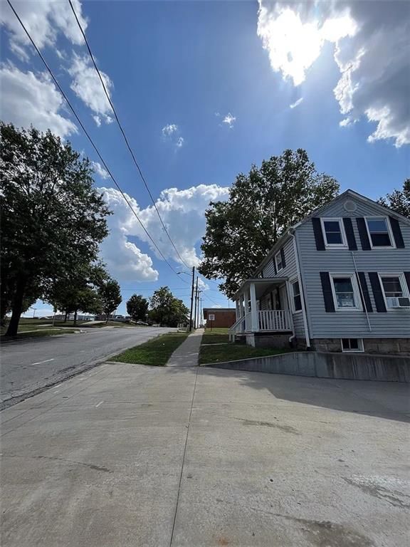 206 S Washington Street — photo 10