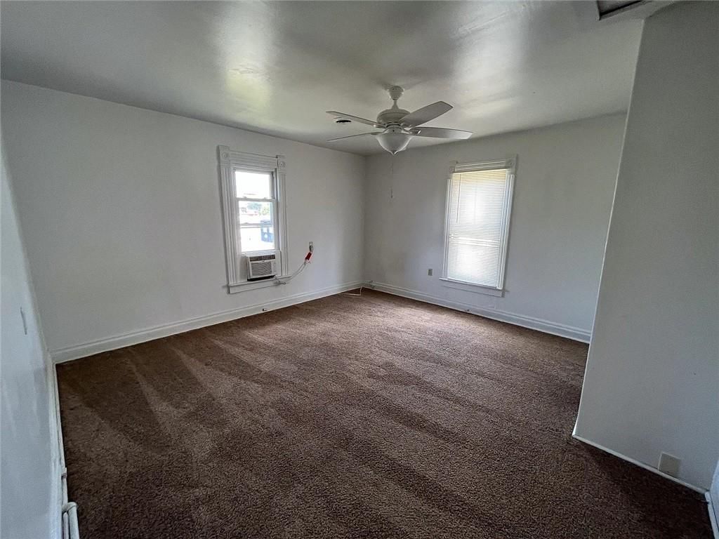 206 S Washington Street — photo 12