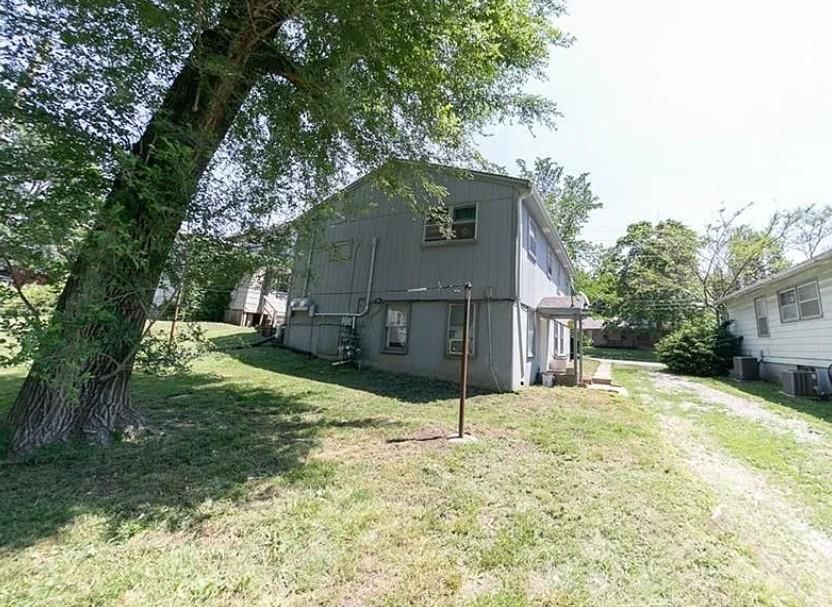 300 Zoll Street — photo 3