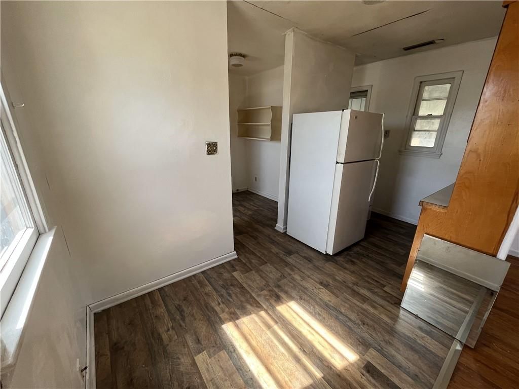300 Zoll Street — photo 7