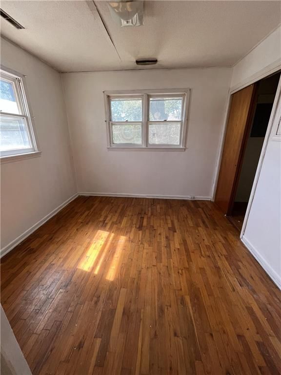 300 Zoll Street — photo 11