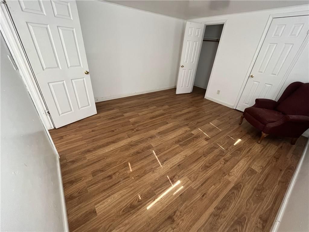 300 Zoll Street — photo 14