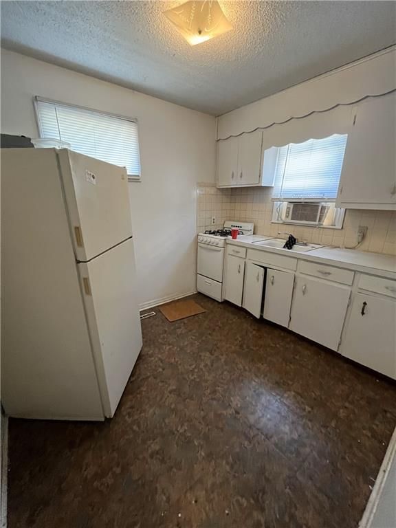 300 Zoll Street — photo 15