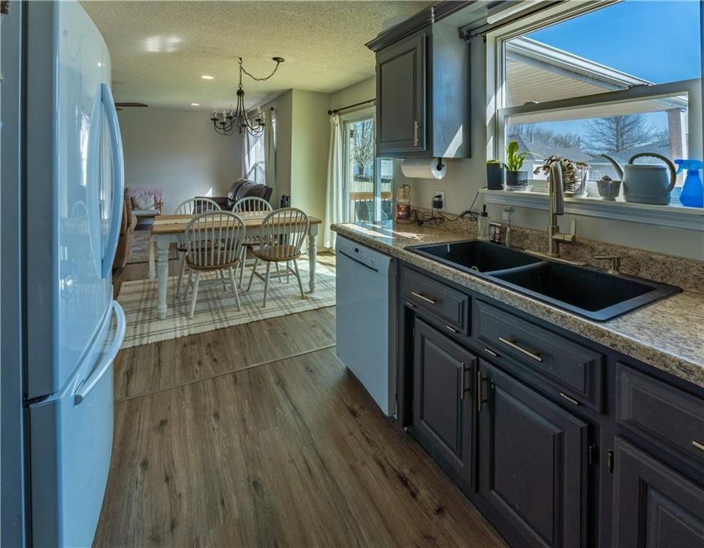 513 Kennedy Street — photo 10